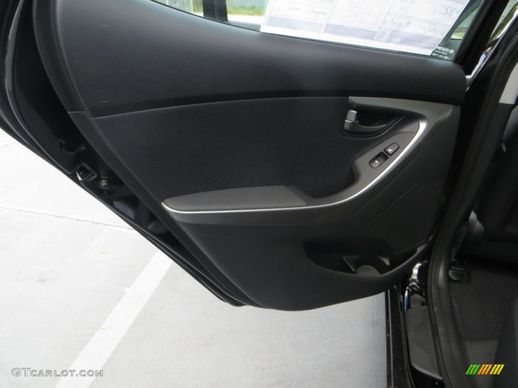 2013 Elantra Limited - Black / Black photo #19