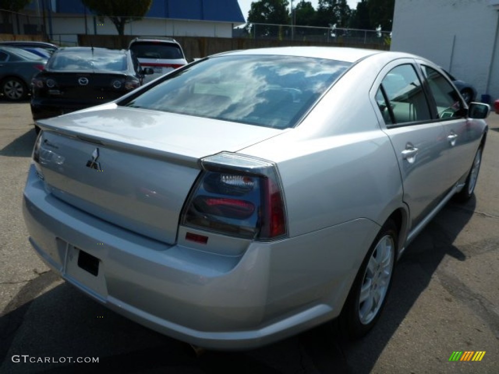 2006 Galant SE - Liquid Silver Metallic / Black photo #3