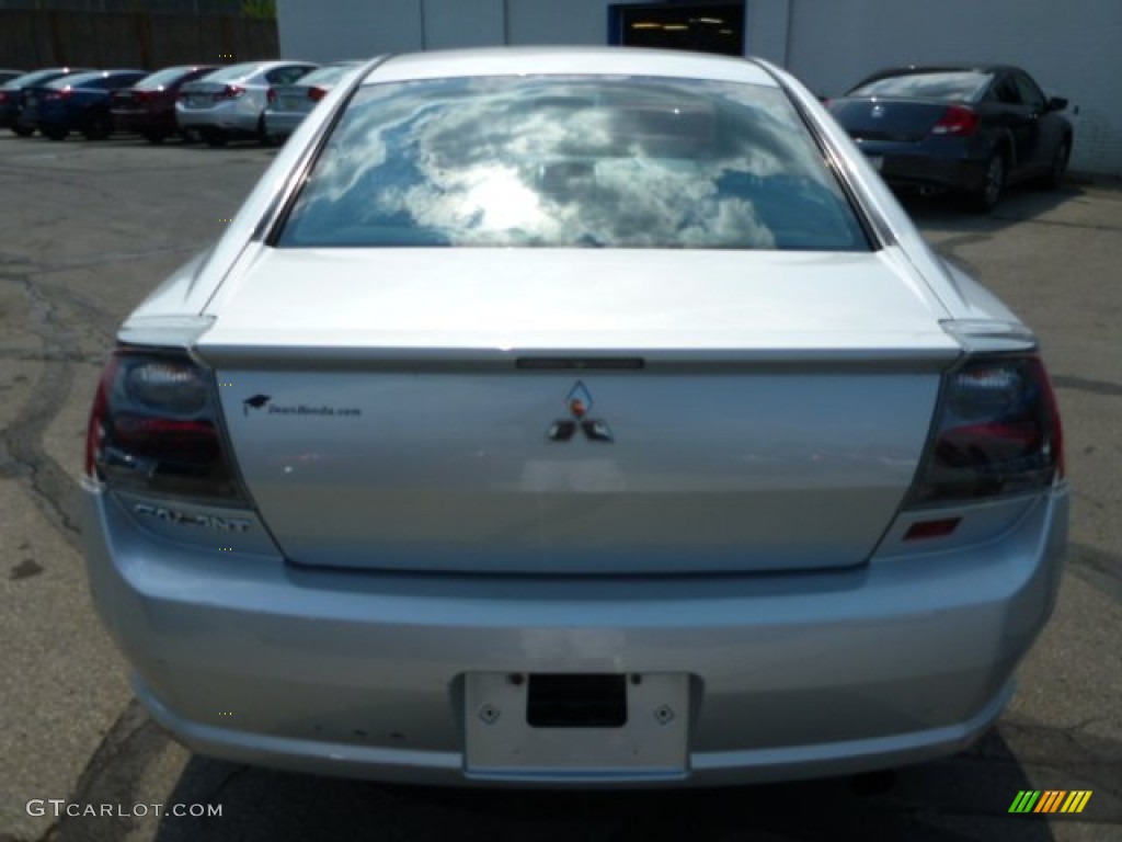 2006 Galant SE - Liquid Silver Metallic / Black photo #4