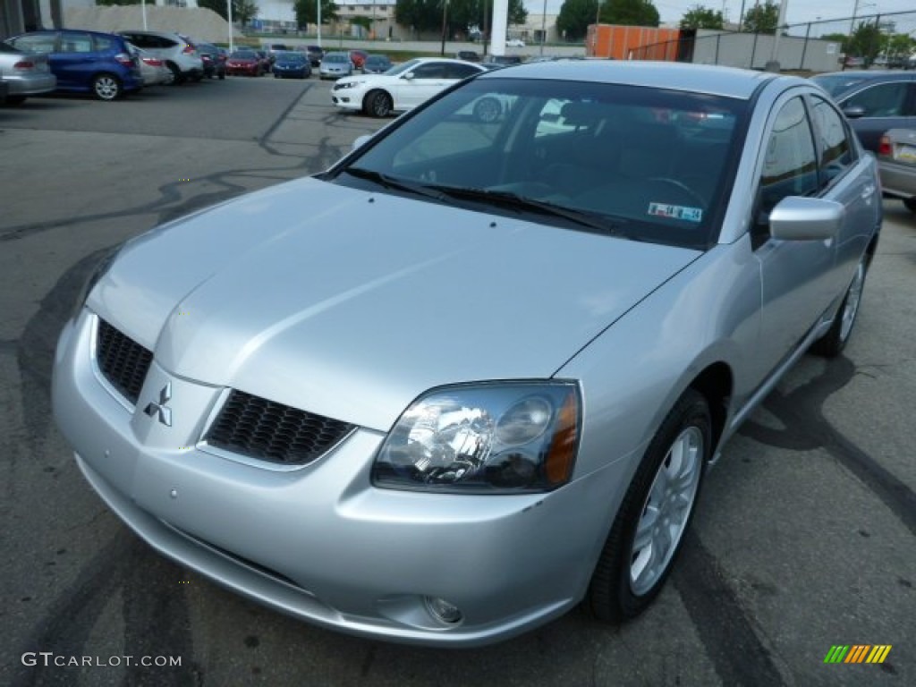 2006 Galant SE - Liquid Silver Metallic / Black photo #7