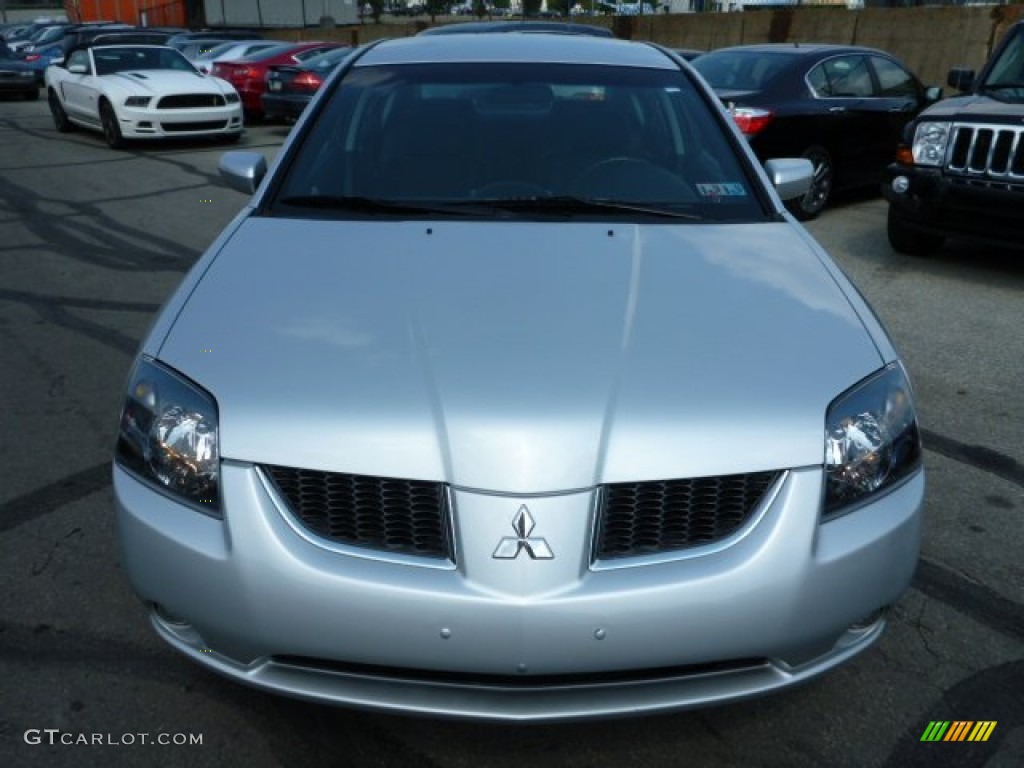 2006 Galant SE - Liquid Silver Metallic / Black photo #8