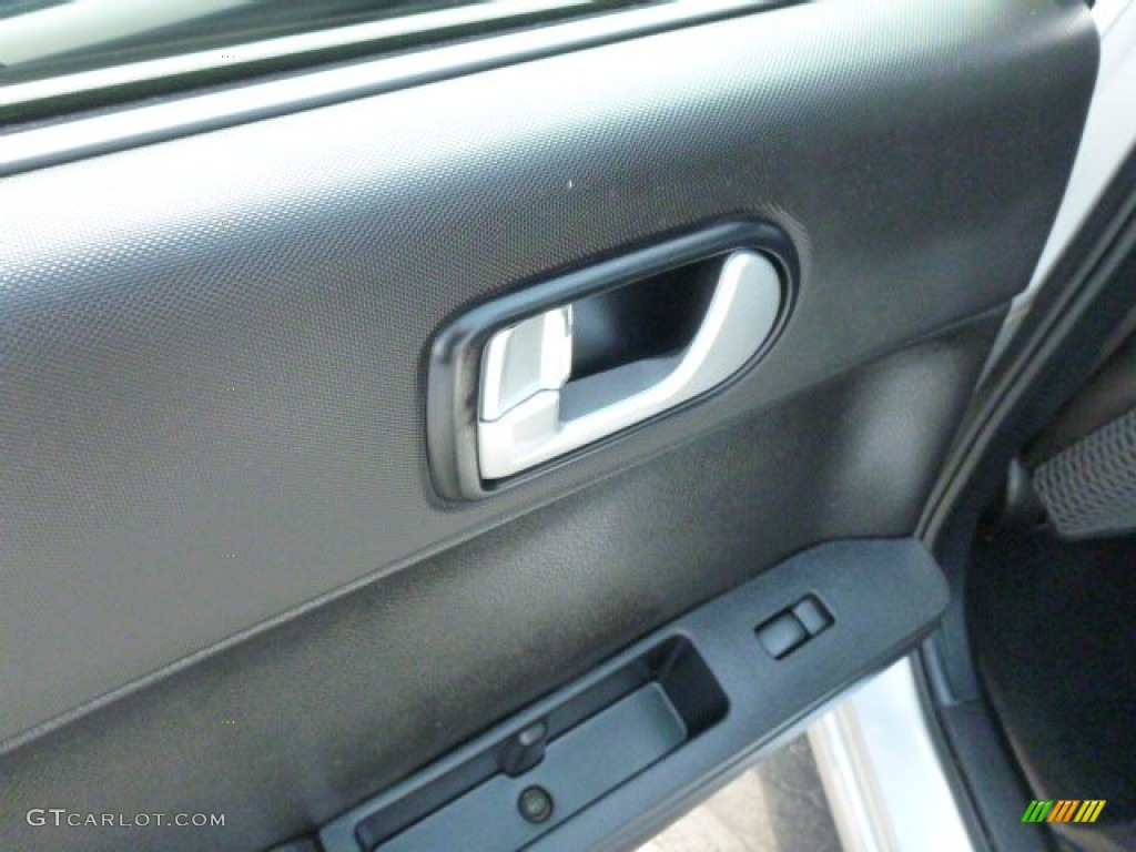 2006 Galant SE - Liquid Silver Metallic / Black photo #13