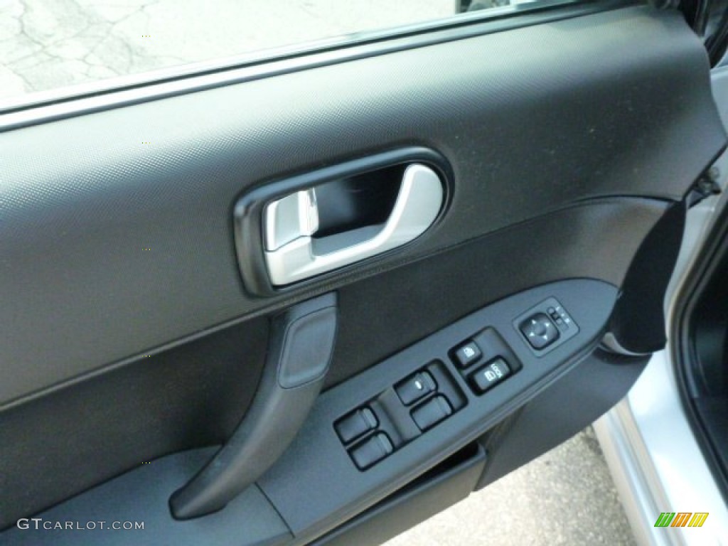 2006 Galant SE - Liquid Silver Metallic / Black photo #14