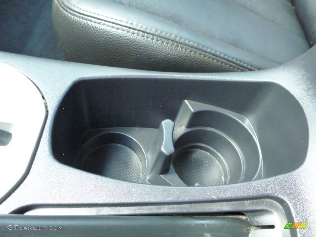 2006 Galant SE - Liquid Silver Metallic / Black photo #17