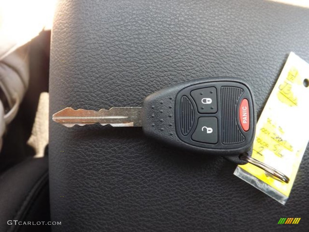 2014 Jeep Wrangler Sport S 4x4 Keys Photos