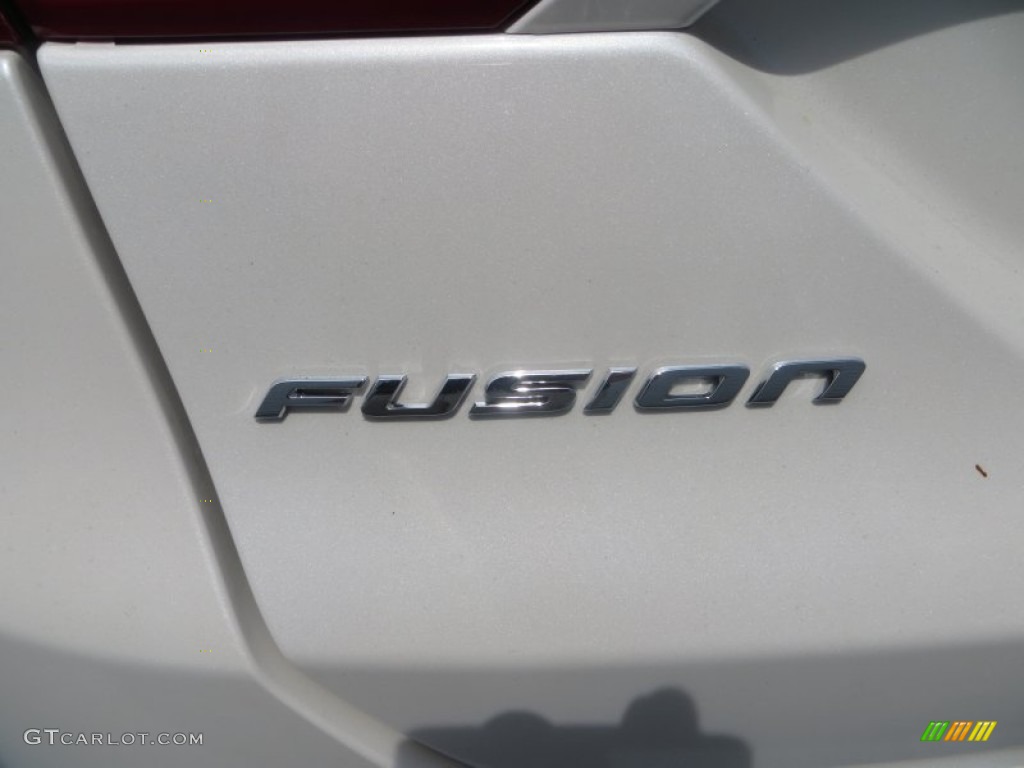 2013 Fusion SE 2.0 EcoBoost - White Platinum Metallic Tri-coat / Dune photo #13