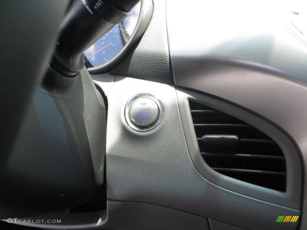 2013 Elantra Limited - Silver / Gray photo #30