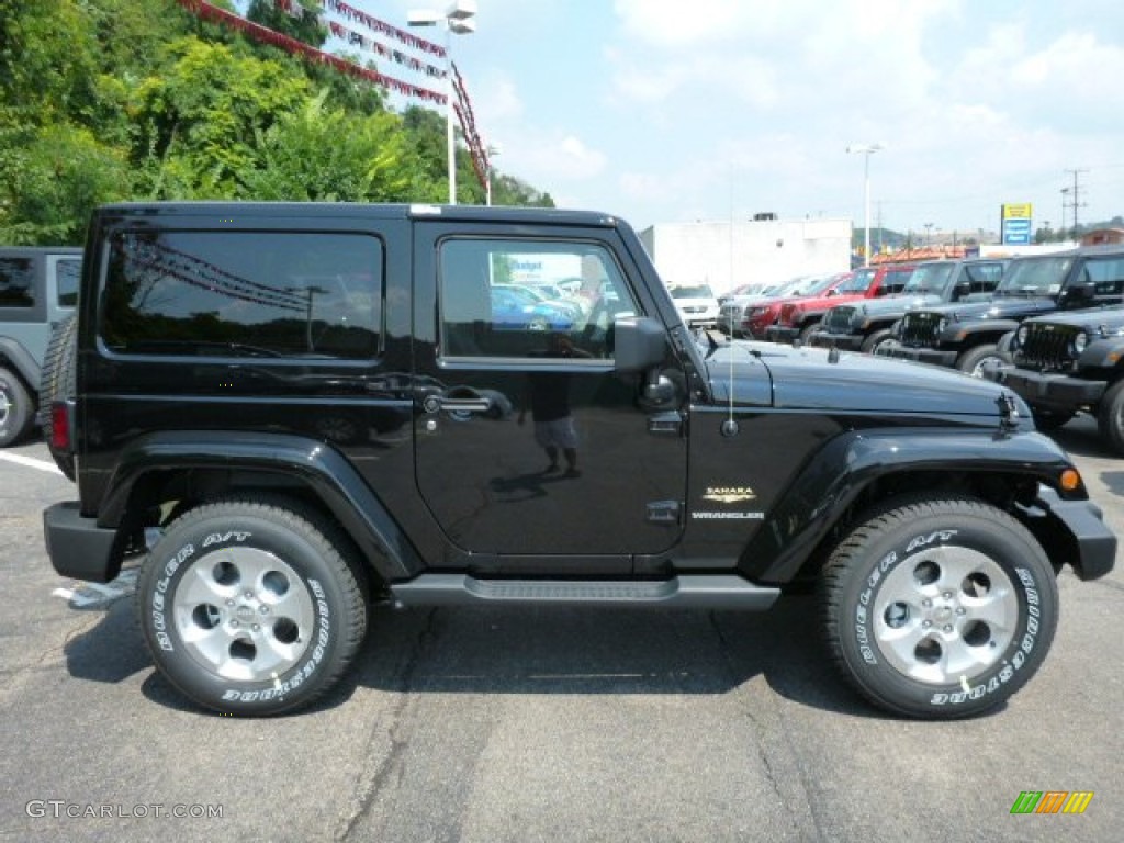 Black 2014 Jeep Wrangler Sahara 4x4 Exterior Photo #84856035