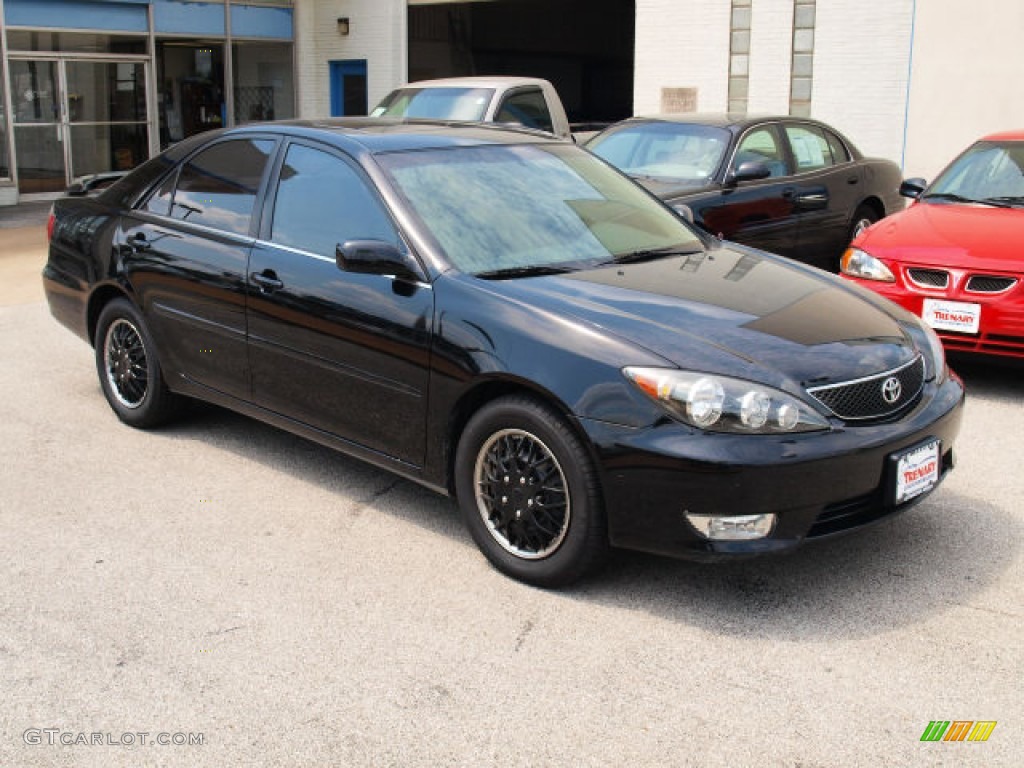2006 Camry LE - Black / Taupe photo #2