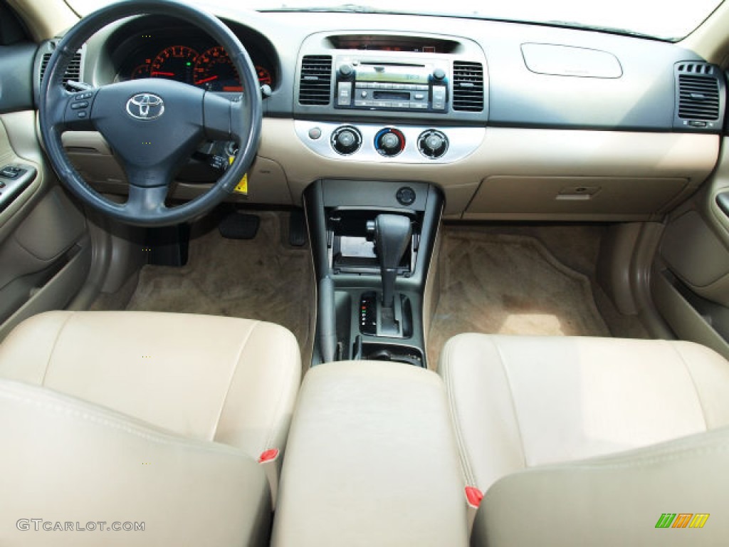2006 Camry LE - Black / Taupe photo #6