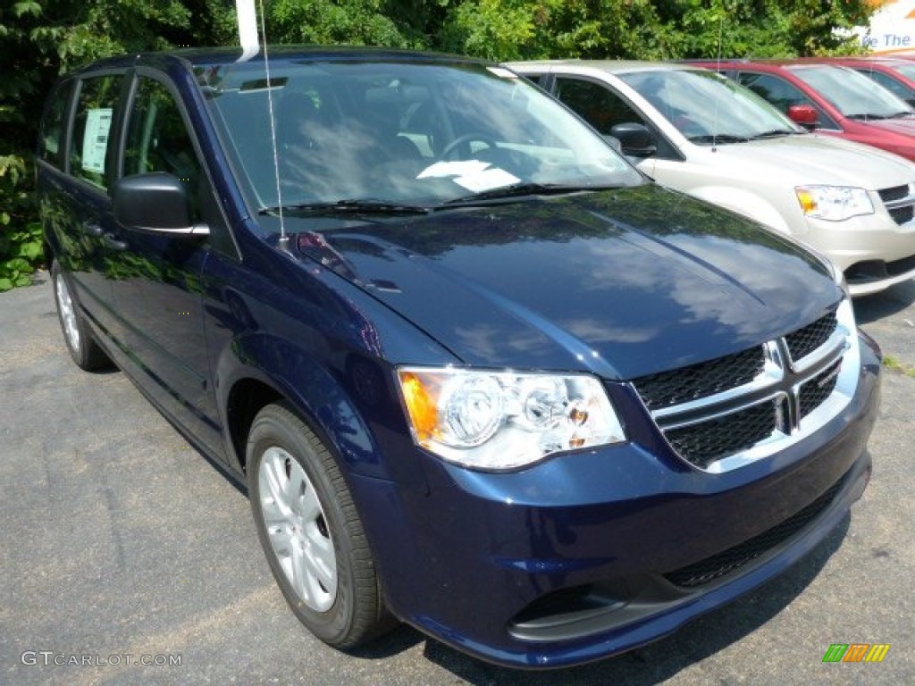 True Blue Pearl 2014 Dodge Grand Caravan American Value Package Exterior Photo #84857122