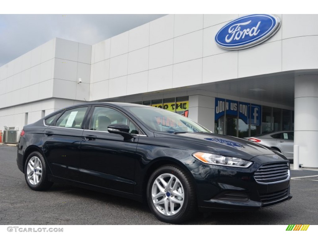 Dark Side 2014 Ford Fusion SE Exterior Photo #84857262