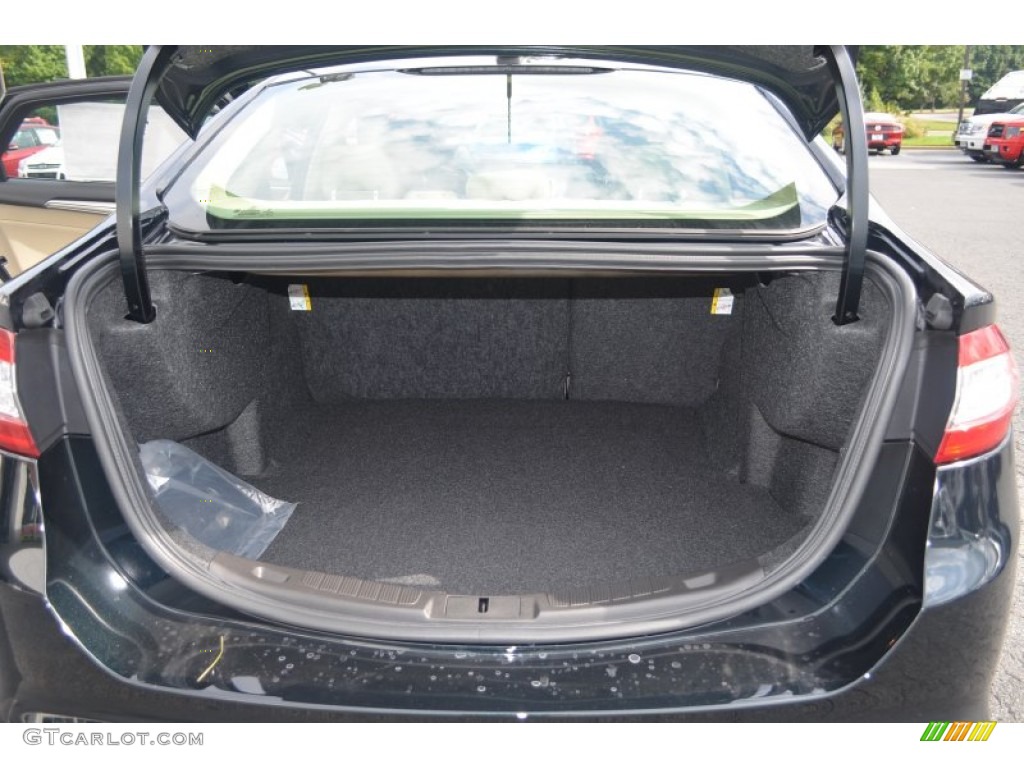 2014 Ford Fusion SE Trunk Photo #84857325