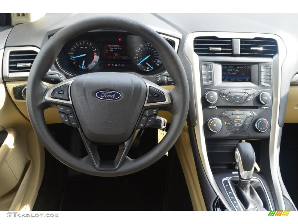2014 Ford Fusion SE Dune Dashboard Photo #84857343