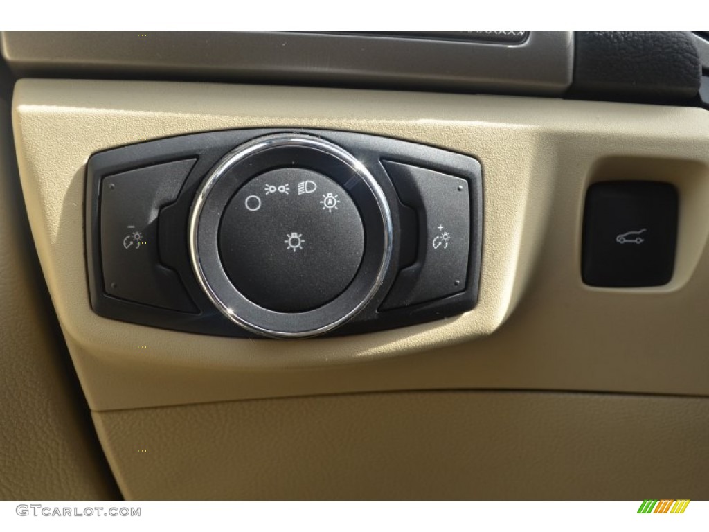 2014 Ford Fusion SE Controls Photo #84857397