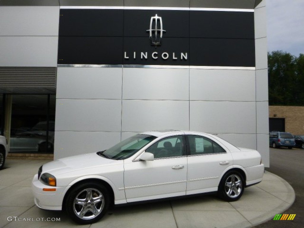 White Pearlescent Tricoat Lincoln LS
