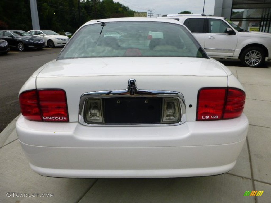 2002 LS V8 - White Pearlescent Tricoat / Medium Parchment photo #4