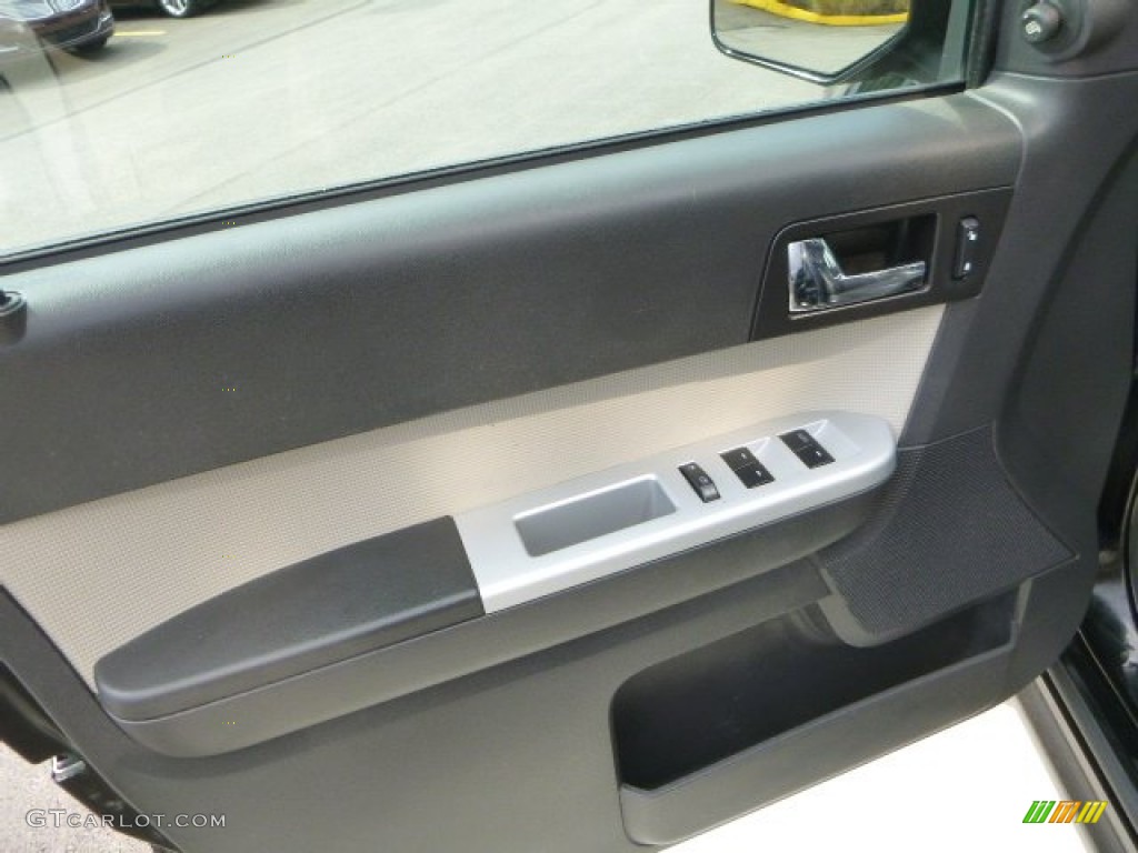 2010 Mercury Mariner V6 Premier 4WD Black Door Panel Photo #84858312