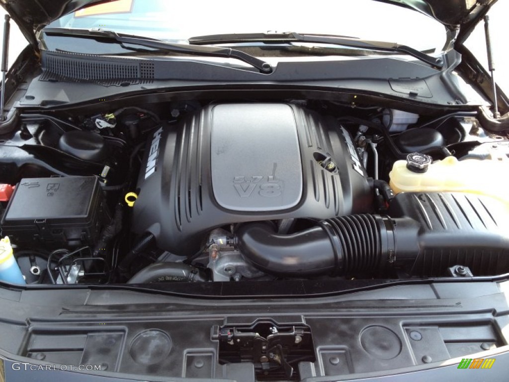 2011 Chrysler 300 C Hemi 5.7 Liter HEMI OHV 16-Valve V8 Engine Photo #84858908