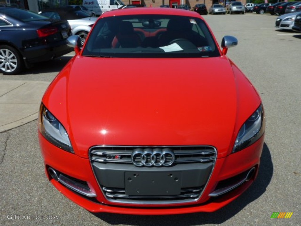 2013 TT S 2.0T quattro Coupe - Misano Red Pearl Effect / Black/Magma Red photo #10