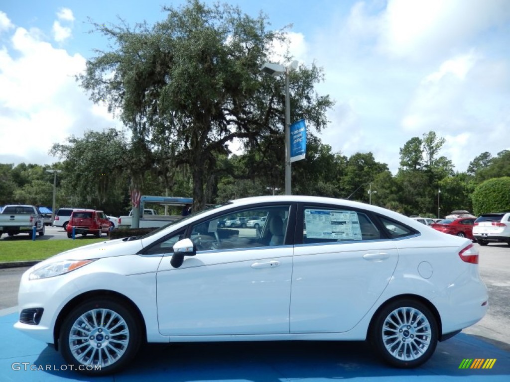 Oxford White 2014 Ford Fiesta Titanium Sedan Exterior Photo #84864857
