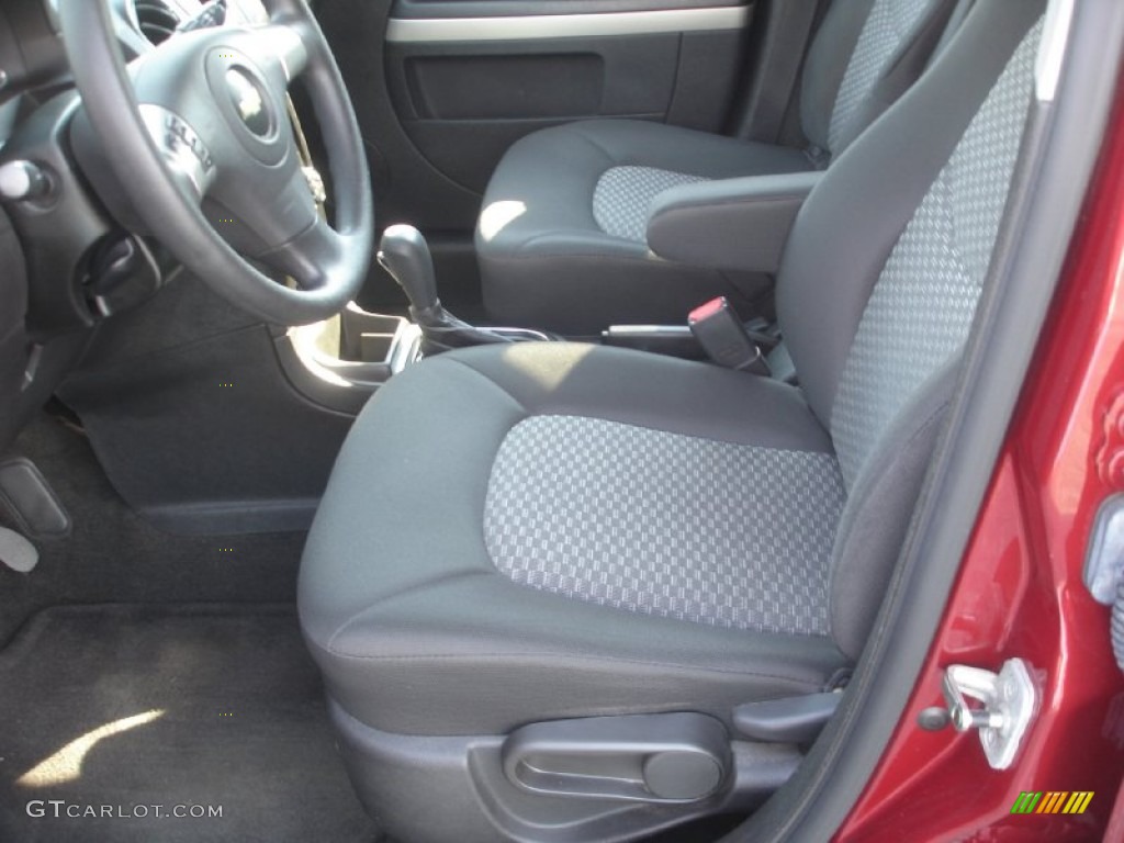 2009 HHR LS - Cardinal Red Metallic / Ebony photo #10