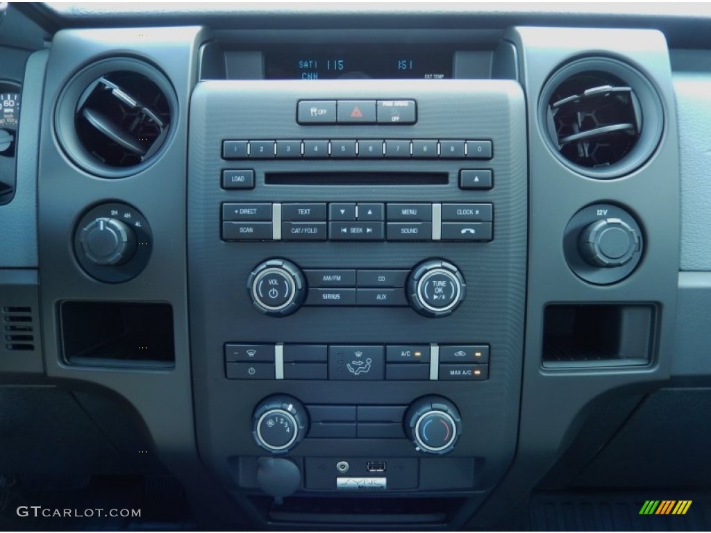 2013 Ford F150 STX Regular Cab 4x4 Controls Photo #84866344