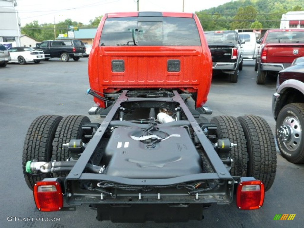 2013 3500 Tradesman Crew Cab 4x4 Dually Chassis - Flame Red / Black/Diesel Gray photo #4