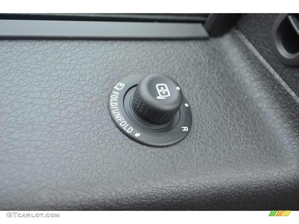 2013 Ford F150 FX4 SuperCrew 4x4 Controls Photo #84870431