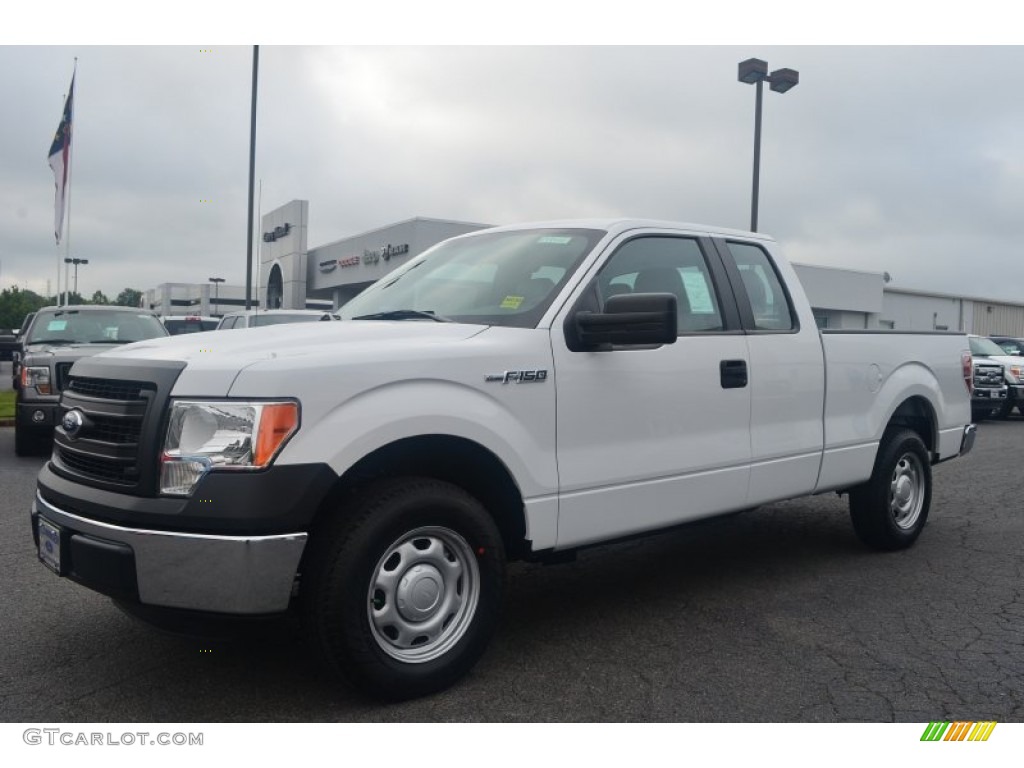 Oxford White 2013 Ford F150 XL SuperCab Exterior Photo #84870569