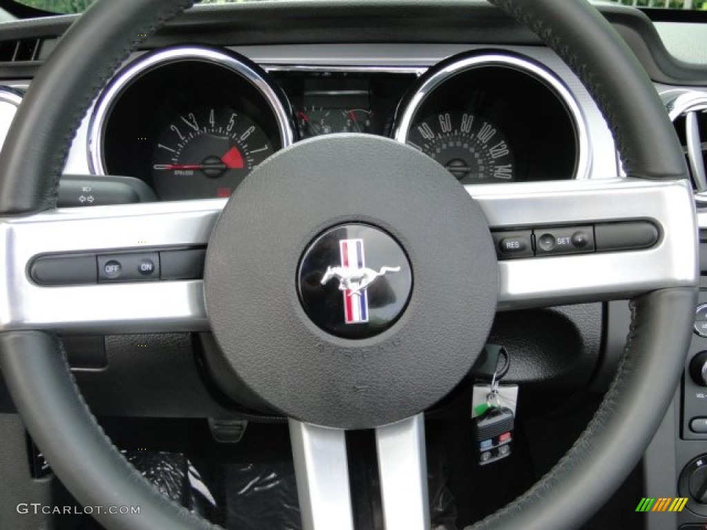 2009 Ford Mustang GT Premium Convertible Dark Charcoal Steering Wheel Photo #84871400