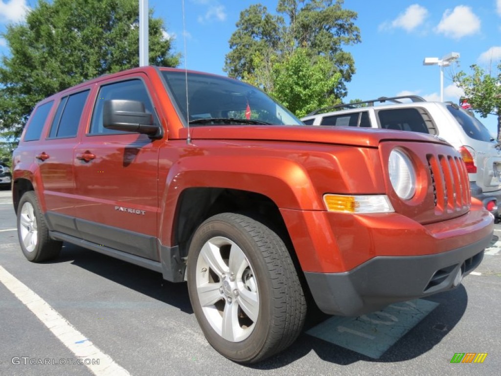 2012 Patriot Latitude - Copperhead Orange Pearl / Dark Slate Gray photo #4