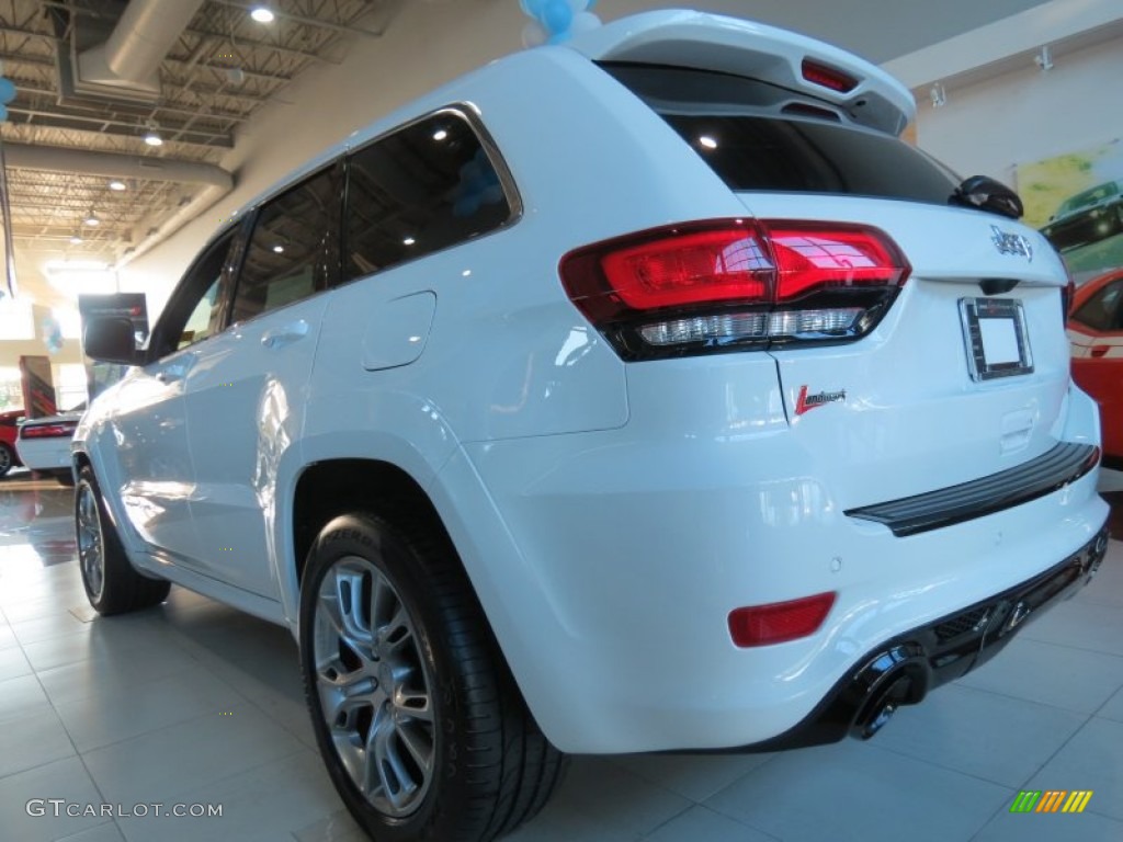 2014 Grand Cherokee SRT 4x4 - Bright White / SRT Morocco Black photo #2