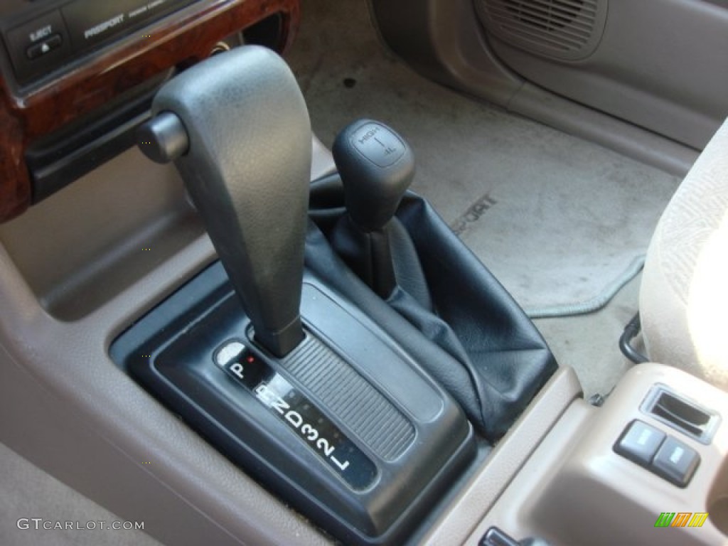 2000 Honda Passport LX 4x4 Transmission Photos