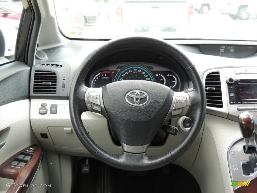 2011 Venza V6 - Classic Silver Metallic / Light Gray photo #6