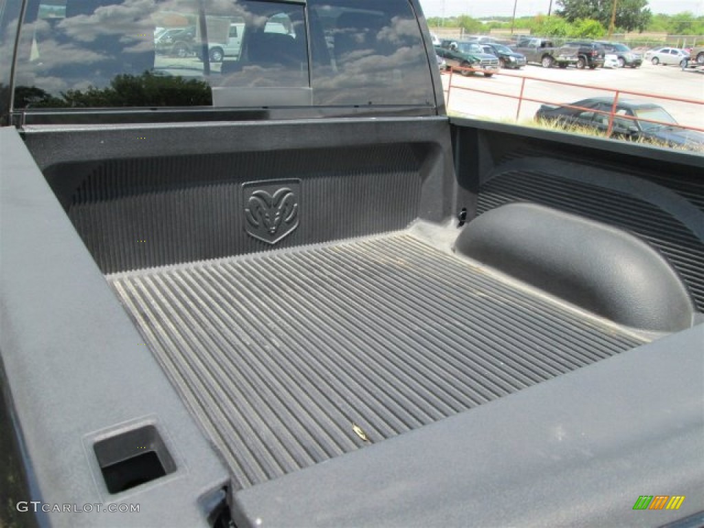 2011 Ram 1500 Lone Star Crew Cab - Brilliant Black Crystal Pearl / Dark Slate Gray/Medium Graystone photo #11