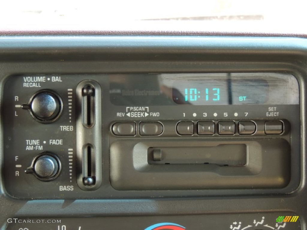 1998 Sierra 1500 SLE Extended Cab - Olympic White / Dark Red photo #13
