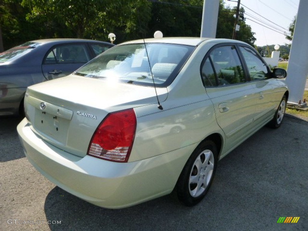 2004 Elantra GLS Sedan - Sea Shell Green / Beige photo #2