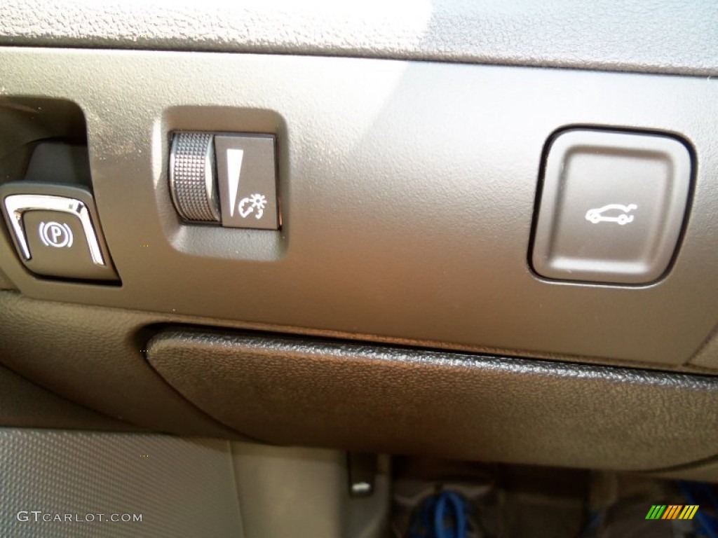 2014 Impala LS - Blue Ray Metallic / Jet Black/Dark Titanium photo #35