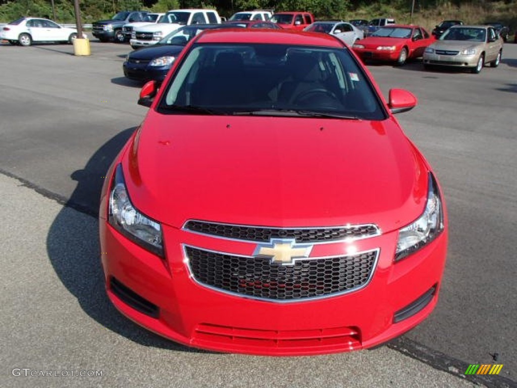 2014 Cruze LT - Red Hot / Jet Black photo #3