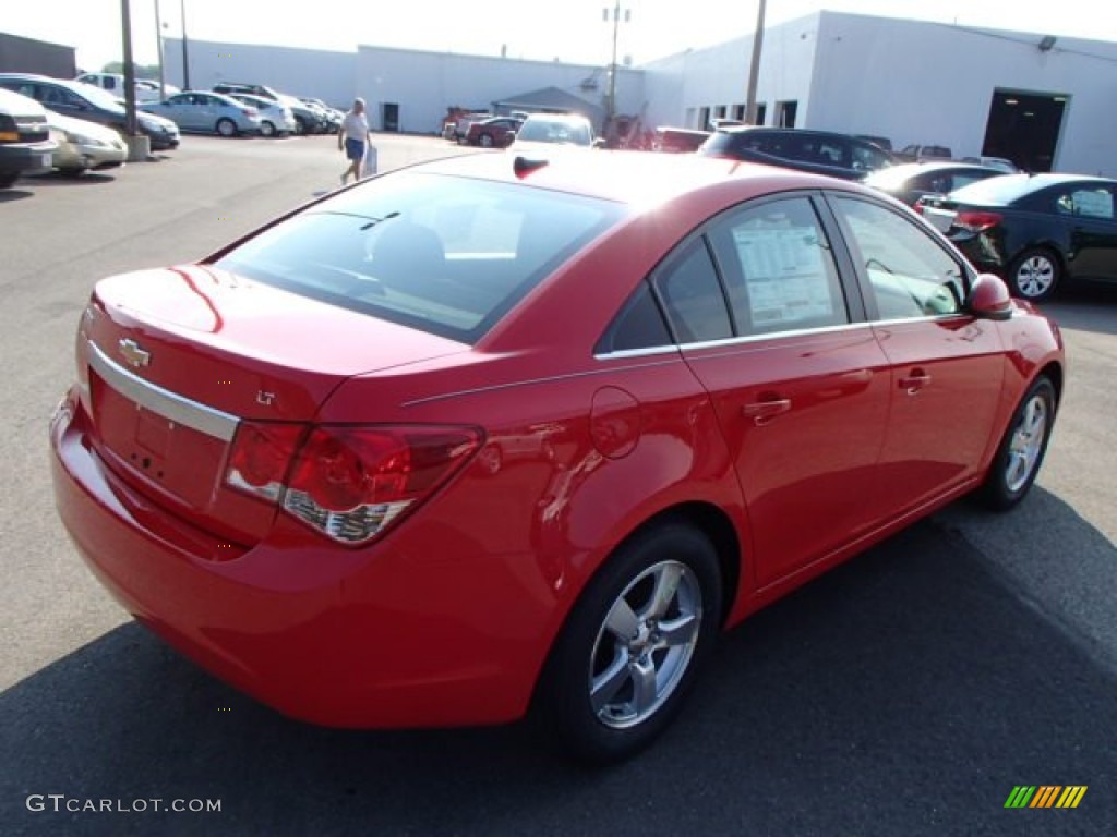 2014 Cruze LT - Red Hot / Jet Black photo #8