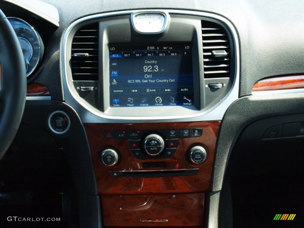 2012 300 Limited - Bright Silver Metallic / Black photo #12