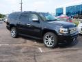 Black - Suburban LT 4x4 Photo No. 2