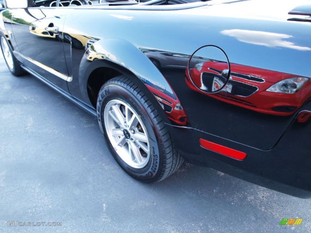 2007 Mustang V6 Deluxe Convertible - Black / Dark Charcoal photo #5