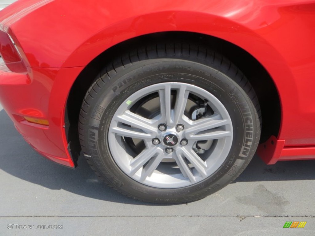 2014 Ford Mustang V6 Convertible Wheel Photos