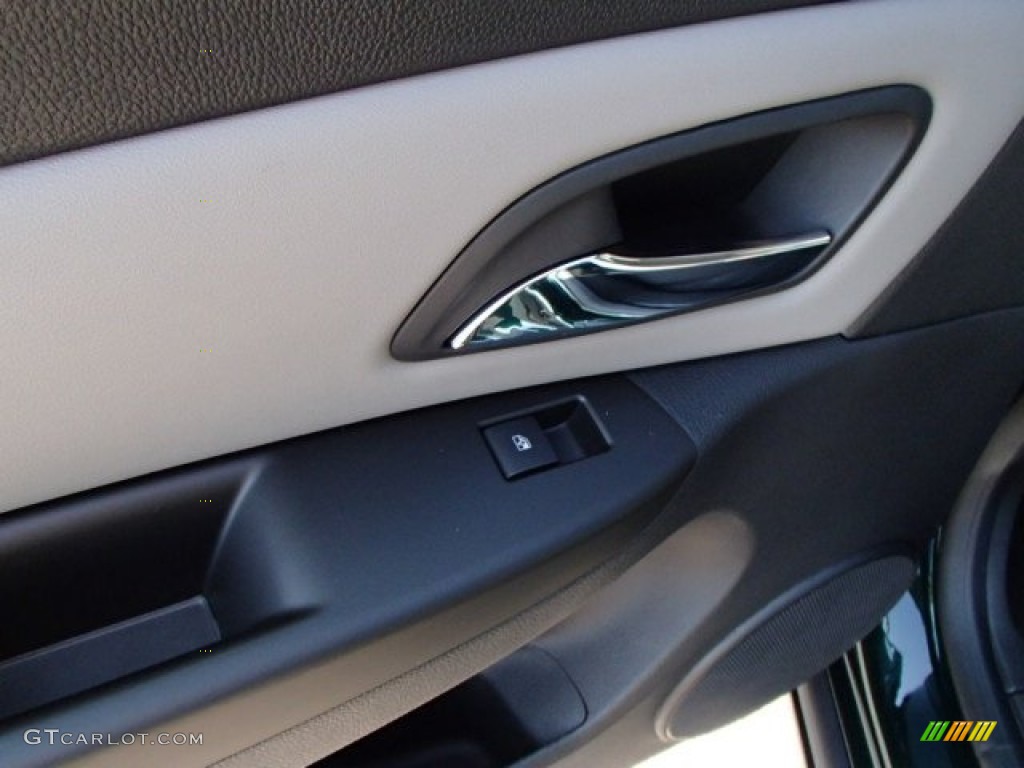 2014 Cruze LS - Rainforest Green Metallic / Jet Black/Medium Titanium photo #13