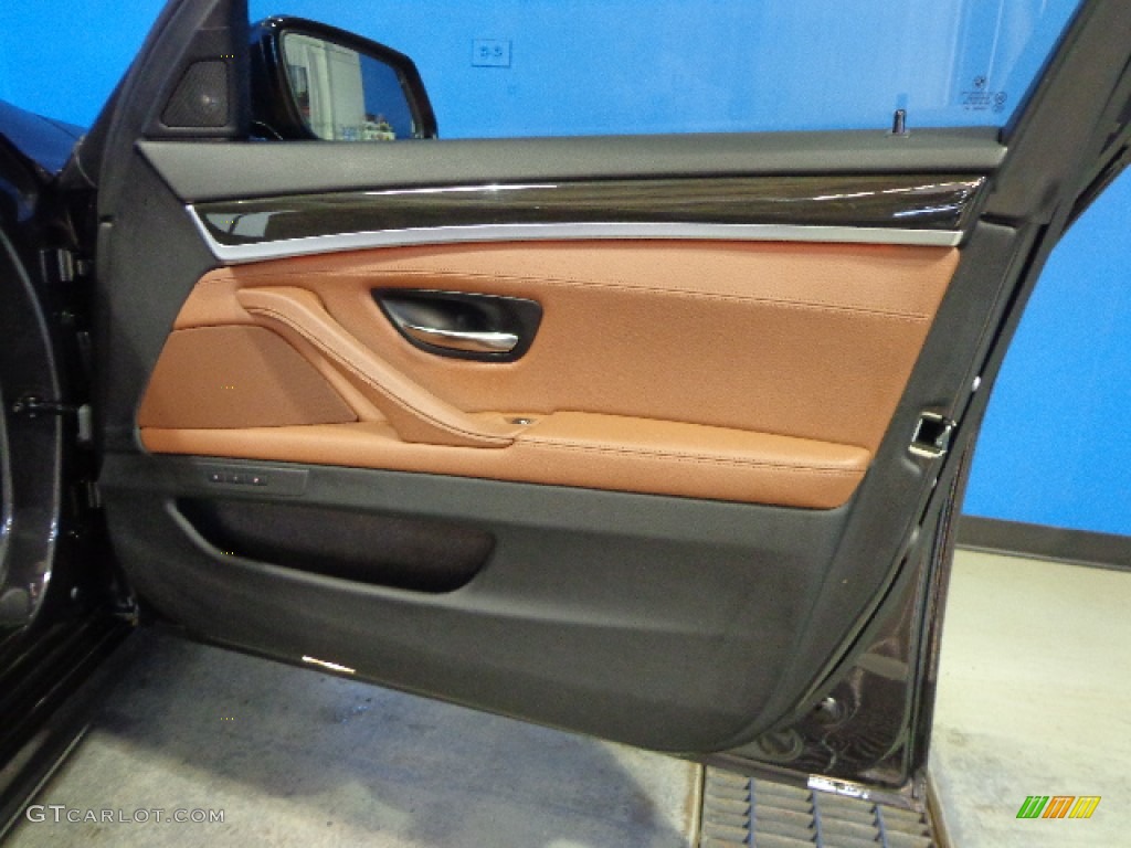 2012 5 Series 550i xDrive Sedan - Dark Graphite Metallic II / Cinnamon Brown photo #33
