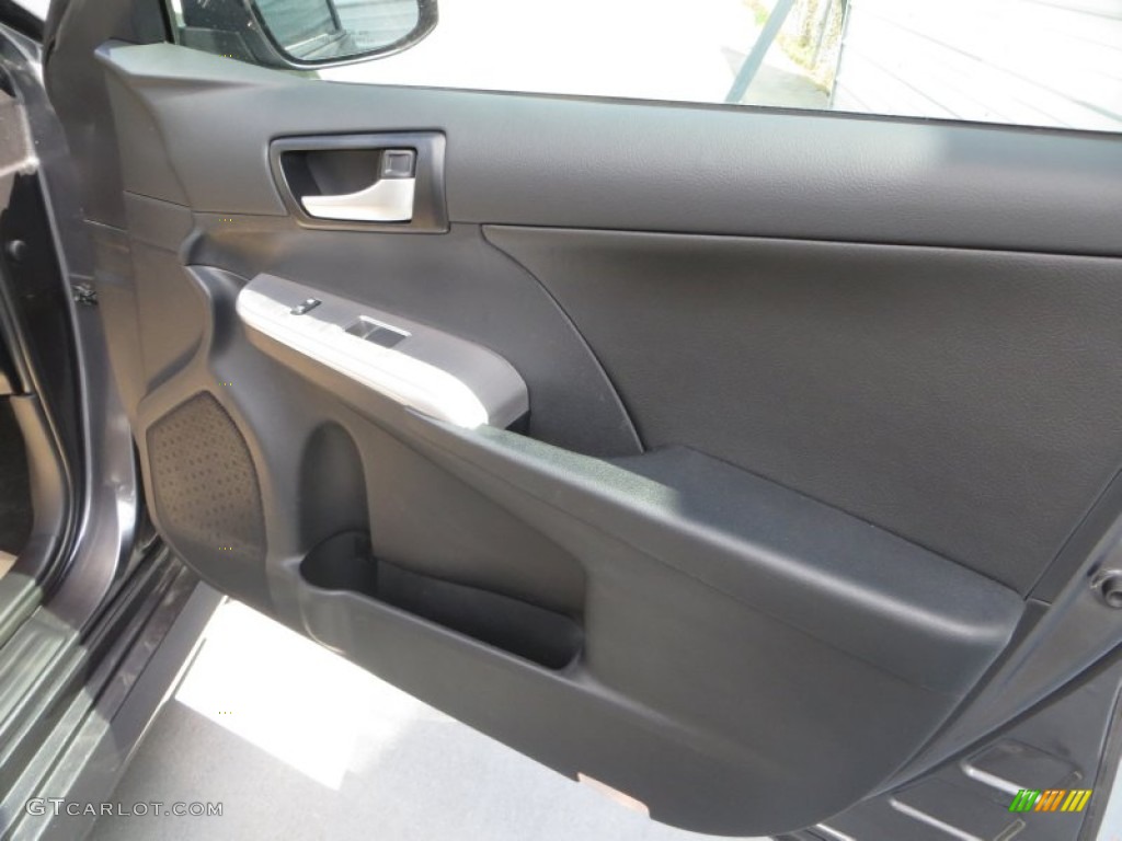 2013 Camry SE - Magnetic Gray Metallic / Black photo #17