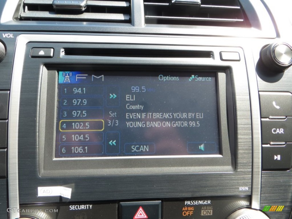 2013 Camry SE - Magnetic Gray Metallic / Black photo #30