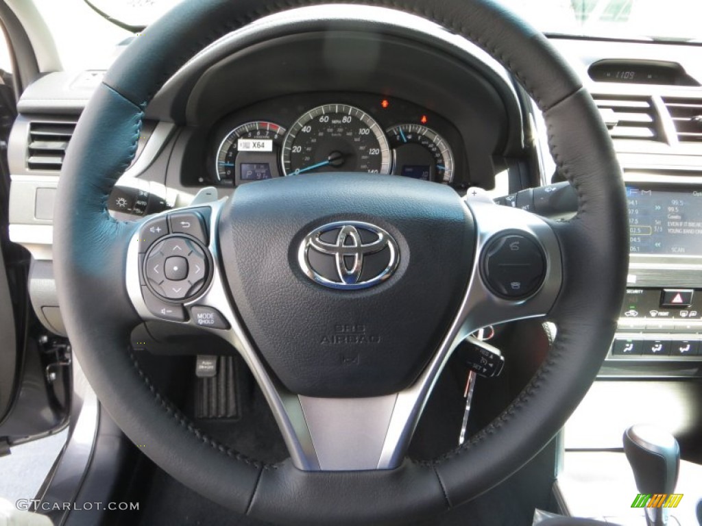 2013 Camry SE - Magnetic Gray Metallic / Black photo #33